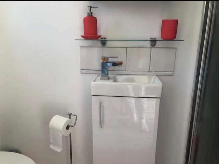 Elkstone Studio Private Hottub Pet Friendly Malvern المظهر الخارجي الصورة