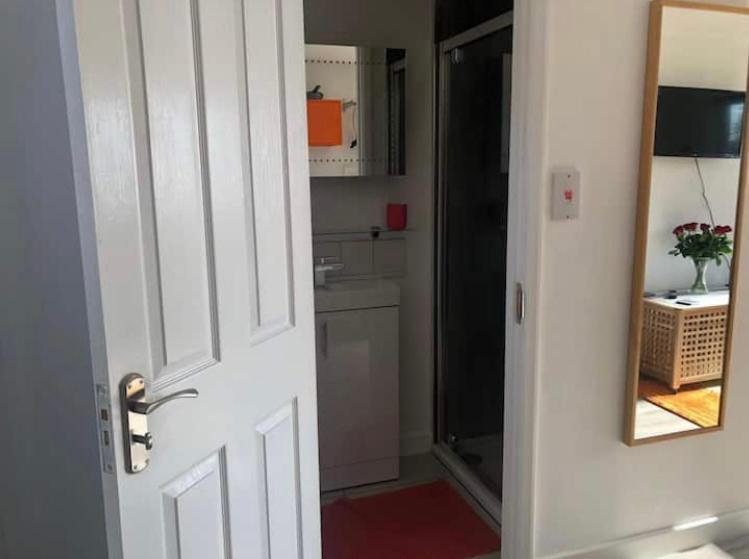 Elkstone Studio Private Hottub Pet Friendly Malvern المظهر الخارجي الصورة